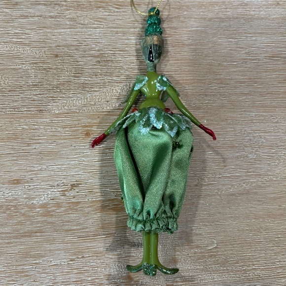 Vintage RUSS BERRIE Belles de Noel Ms Kate Boxwood Christmas Ornament - Picture 4 of 5